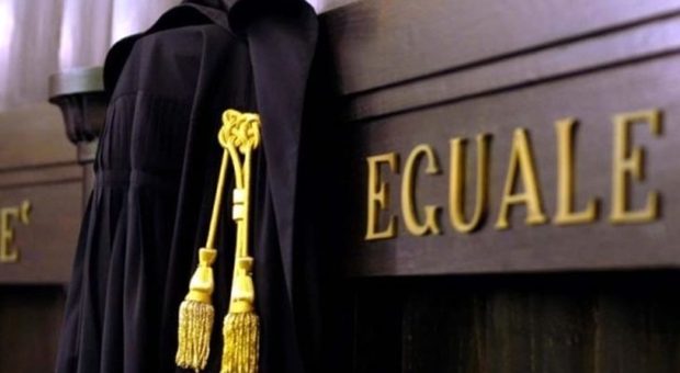 Avvocati, pressing sulle dimissioni degli ineleggibili: tre ipotesi al vaglio