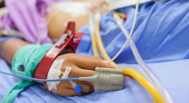Coronavirus, morta bambina di cinque anni: la più giovane vittima d'Italia, era malata da tempo
