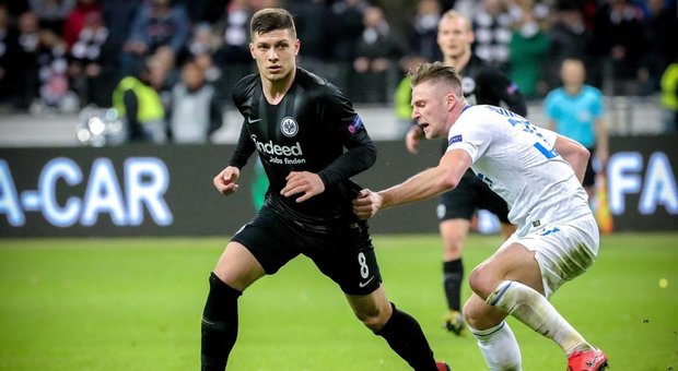 Inter, Skriniar: «Contro l'Eintracht servirà concentrazione per passare il turno»
