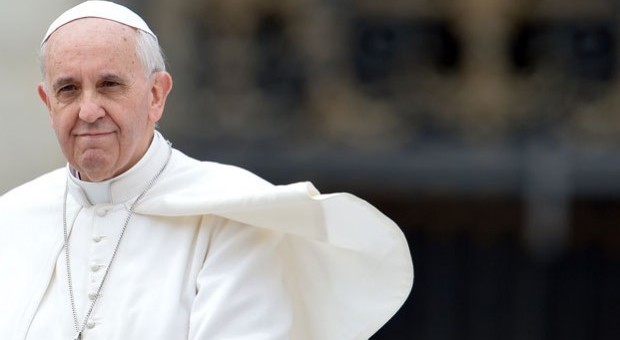 Papa Francesco, discorso con l'influenza: "Avanti con la riforma contro le malattie della curia"