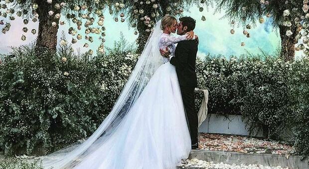 Chiara Ferragni e Fedez festeggiano tre anni di matrimonio, le parole d'amore dopo le foto del litigio