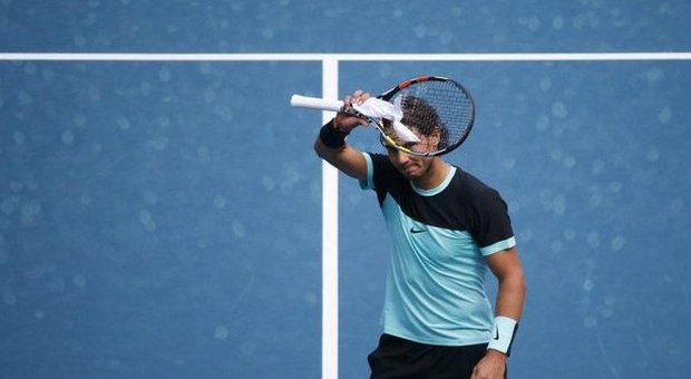 Fognini si piega a Nadal in semifinale a Pechino. Finale donne: Bacsinszky contro Muguruza