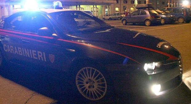Roma, «Se non paghi ti sfondo la macchina»: parcheggiatore abusivo arrestato per estorsione