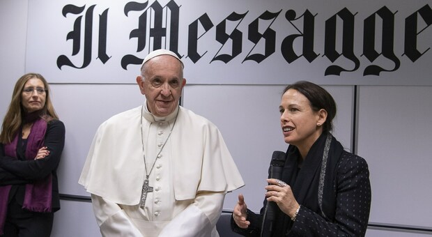Papa Francesco affezionato al Messaggero: «Leggo un solo giornale al mattino, il quotidiano di Roma»