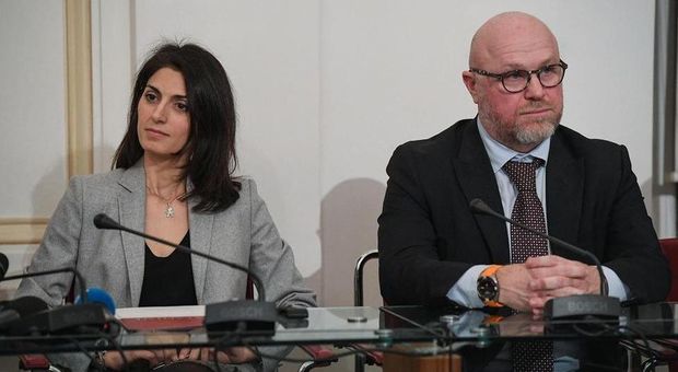 Raggi e le spine del bilancio, arruolato l'ex sindaco Nogarin: contratto da 25mila euro