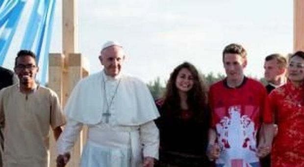 Papa Francesco ai giovani: «Fate attenzione ai populismi e ai seminatori di odio»