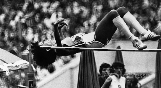 Il volo d'oro di Sara Simeoni 40 anni fa: «Senza il titolo olimpico di Mosca 1980 sarei stata una campionesssa incompleta»
