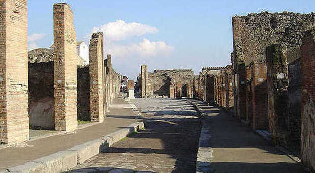 Caso Pompei, custodi precettati: dal governo stretta sugli scioperi