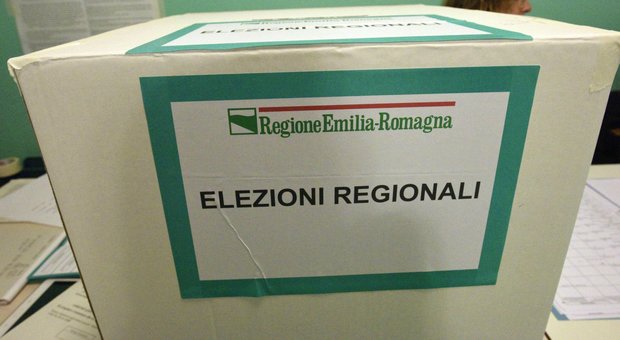 Elezioni regionali Emilia Romagna, boom affluenza con il 67%. In Calabria ci si ferma al 44%