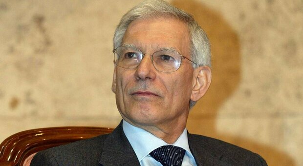 Morto Valerio Onida, ex presidente della Corte Costituzionale: aveva 86 anni. Il figlio: «Grazie papà»