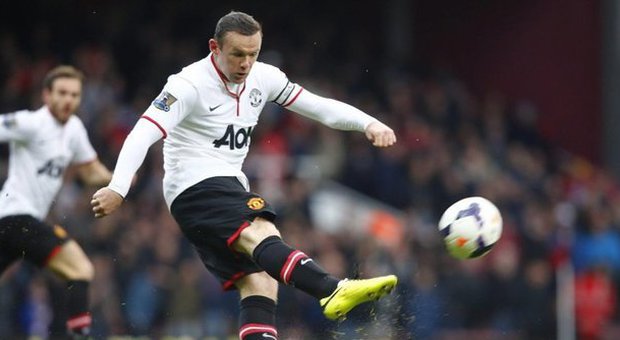Il gol di Rooney da centrocampo manda in visibilio il web in Inghilterra VIDEO