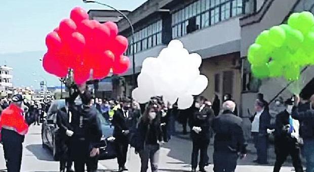 I funerali proibiti del sindaco, l'ira di De Luca: Saviano diventa zona rossa