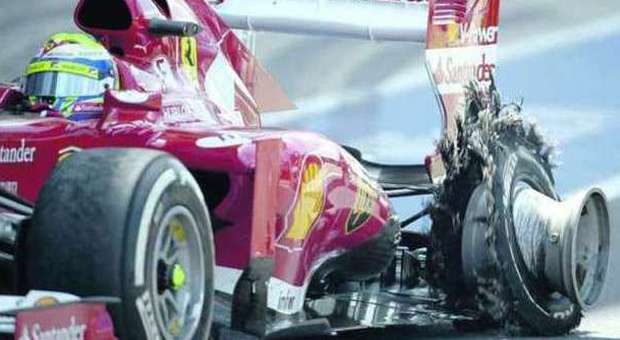 Formula 1, Ecclestone corre ai ripari Test sulle gomme Pirelli