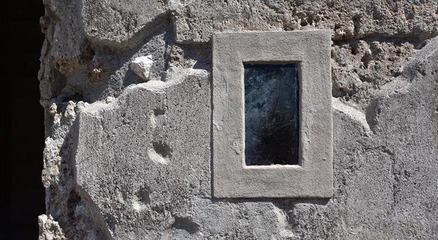 Pompei, i malefici nell’antica città romana respinti con l’ossidiana