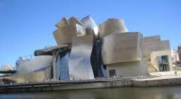 Meno di mille tifosi al San Mamés a tifare Napoli Bilbao la città rinata grazie al turismo e al Guggenheim