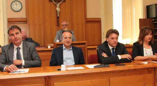 Benevento, Consiglio comunale: defezioni e nuovo flop