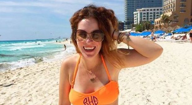 Mamma posta foto in bikini con le smagliature: «Ne sono orgogliosa». L'immagine diventa virale