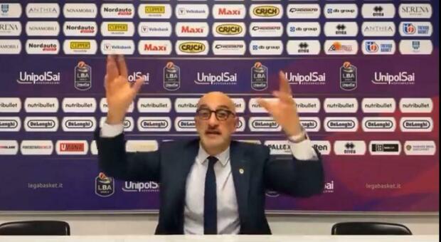 Frank Vitucci, il coach della Nutribullet, durante la conferenza stampa dopo la partita contro la Virtus Bologna