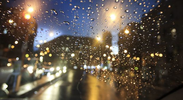 Odissea meteo: piogge e vento, domani nuova allerta in Campania