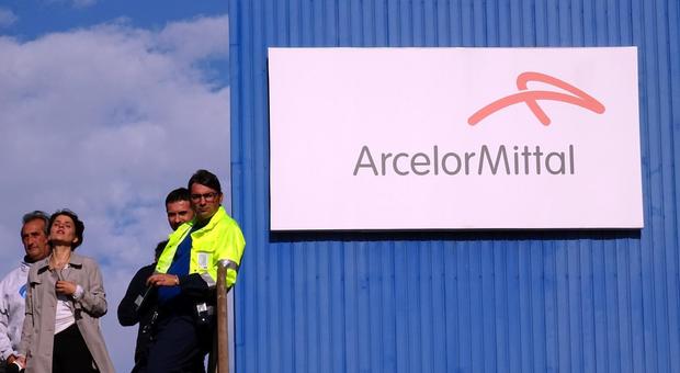 ArcelorMittal, i grillini pugliesi stoppano Conte: e Di Maio evoca il «rischio crisi»