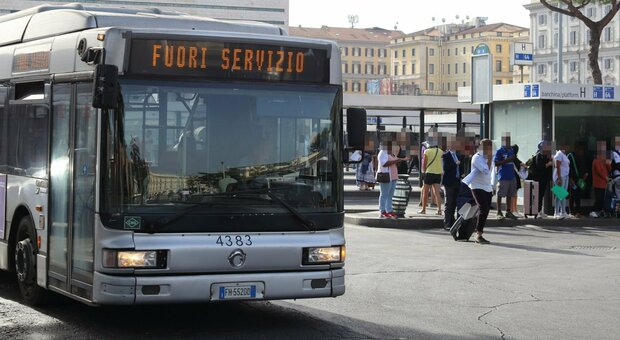 Sciopero dei trasporti a Roma, stazioni metro chiuse e corse a singhiozzo: ecco l'elenco e le fasce di garanzia