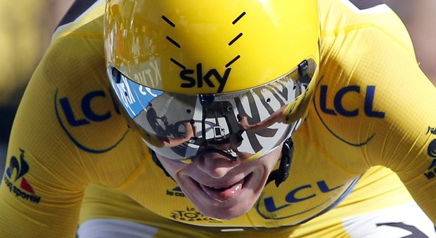 Tour de France, Froome vince la cronoscalata e si conferma maglia gialla. Terzo Aru