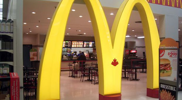 McDonald's, sindacati accusano: evasione in Ue da un miliardo. La filiale italiana: paghiamo tutte le tasse