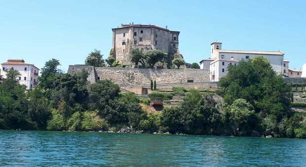 Capodimonte, Rocca Farnese giardino pensile con vista lago: giovedi l'inaugurazione