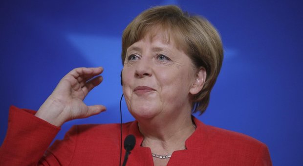 Germania, Angela Merkel apre alle nozze gay, nell'ottica della libertà di coscienza