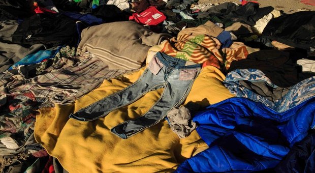 Migranti, Oxfam: «Minori abusati da poliziotti francesi e respinti verso l'Italia»