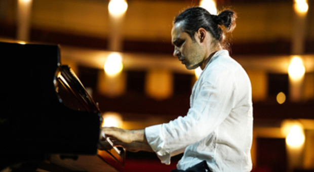 Neapology, il nuovo disco del pianista Genny Basso in uscita il 17 maggio