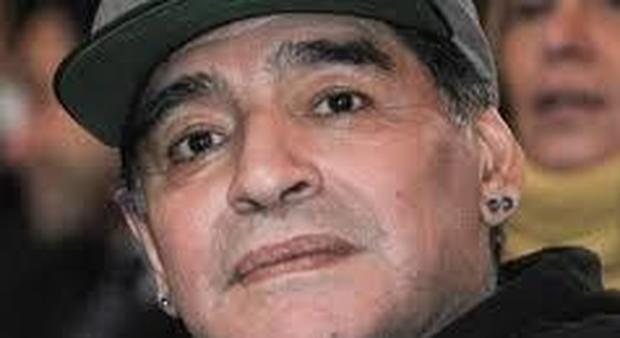 Cittadinanza onoraria a Maradona la cerimonia a Napoli il 5 luglio