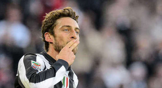 E' il giorno dei centrocampisti: Marchisio Juve a vita, l'Inter punta Mario Suarez, il Milan prende Jose Mauri