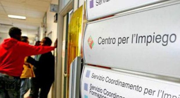 Centri per l'impiego, la Regione Campania pubblica il bando per 641 assunzioni a tempo indeterminato