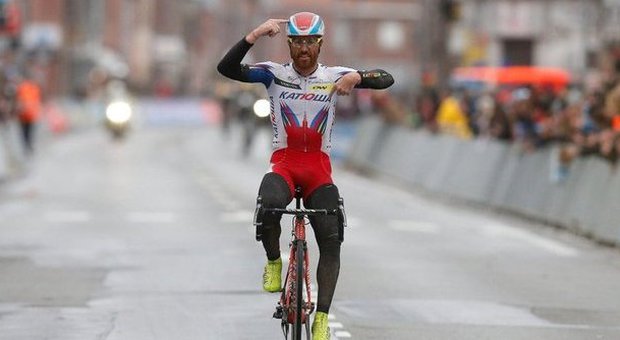 Ciclismo, impresa di Paolini: a 38 anni trionfa alla Gand-Wevelgem