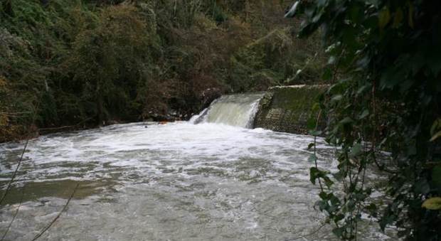 Scarichi anomali nel fiume Isclero, scatta l'ordinanza antinquinamento