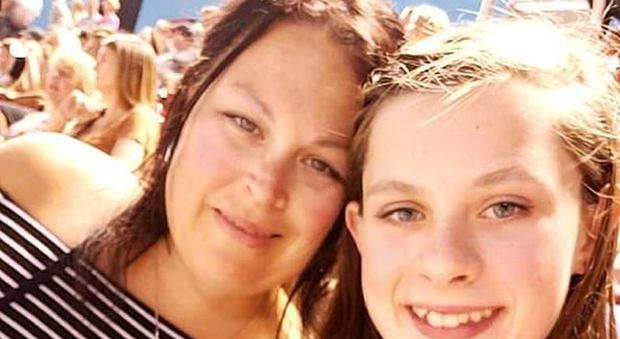 Non cura il diabete della figlia e uccide la 14enne, mamma accusata di omicidio