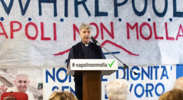 Napoli, sinodo convocato dall'arcivescovo nello stabilimento Whirlpool