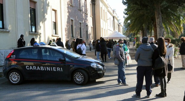 Covid a Benevento, giù contagi e ricoveri: sanificatori anti-Dad, le scuole accelerano