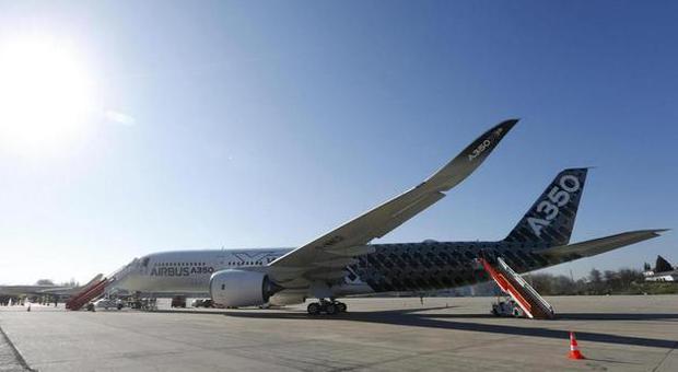 Anche l'Airbus A350 tra gli aerei a rischio