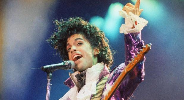 Prince, la rivelazione choc: «Aveva l'Aids, si preparava a morire»