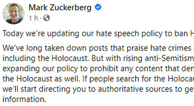 Facebook vieta i post che negano l'Olocausto. Zuckerberg: «Troppo odio in rete»