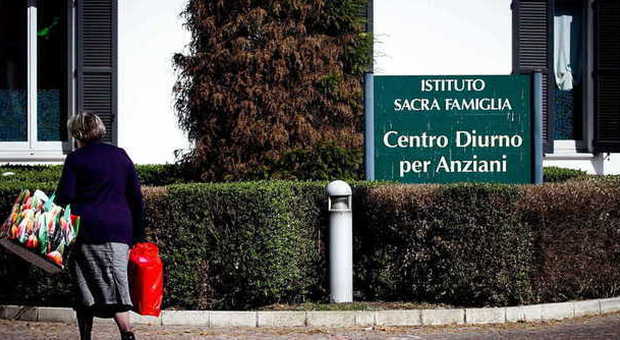 Magistratura democratica: Berlusconi per 4 ore alla Sacra famiglia è presa in giro