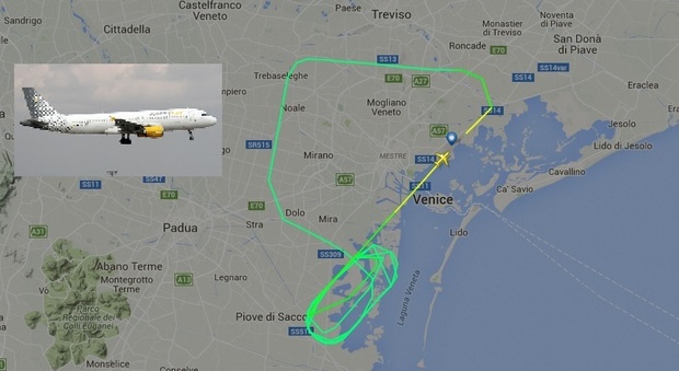 L'aereo della Vueling e la rotta sopra Venezia dopo il decollo