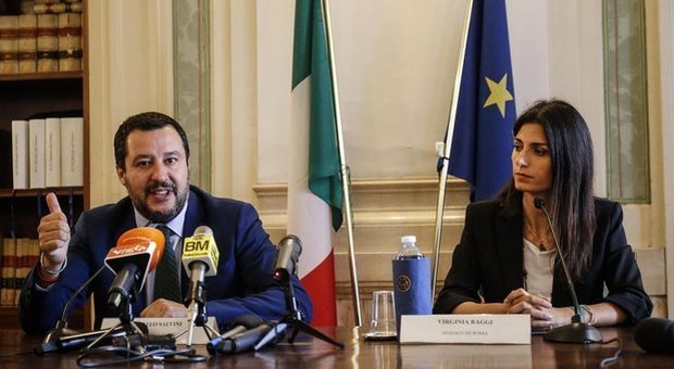 Sindaco di Roma, Salvini: «Raggi vada via, ho il nome del prossimo candidato»