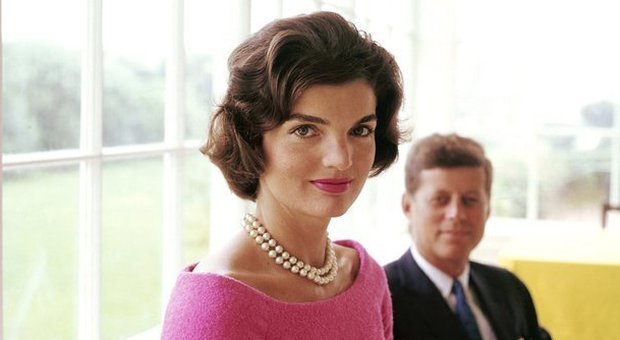 Jacqueline Kennedy, la nuova biografia svela i retroscena della first lady tra alcol e sesso
