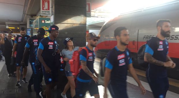 Lazio-Napoli, azzurri partiti in treno per Roma
