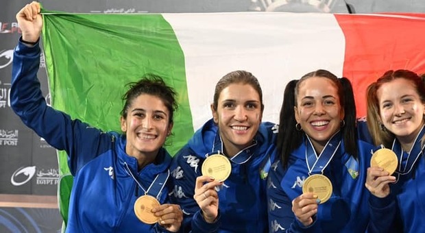 Martina Favaretto è la quarta da sinistra (foto fornite dalla Federazione Italiana Scherma)
