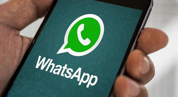 Offese a mamme e maestra sulla chat Whatsapp: condannati