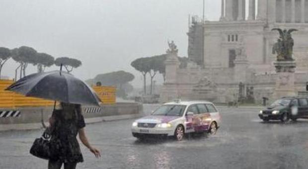 Maltempo, allerta meteo nel Lazio: temporali e forti raffiche di vento